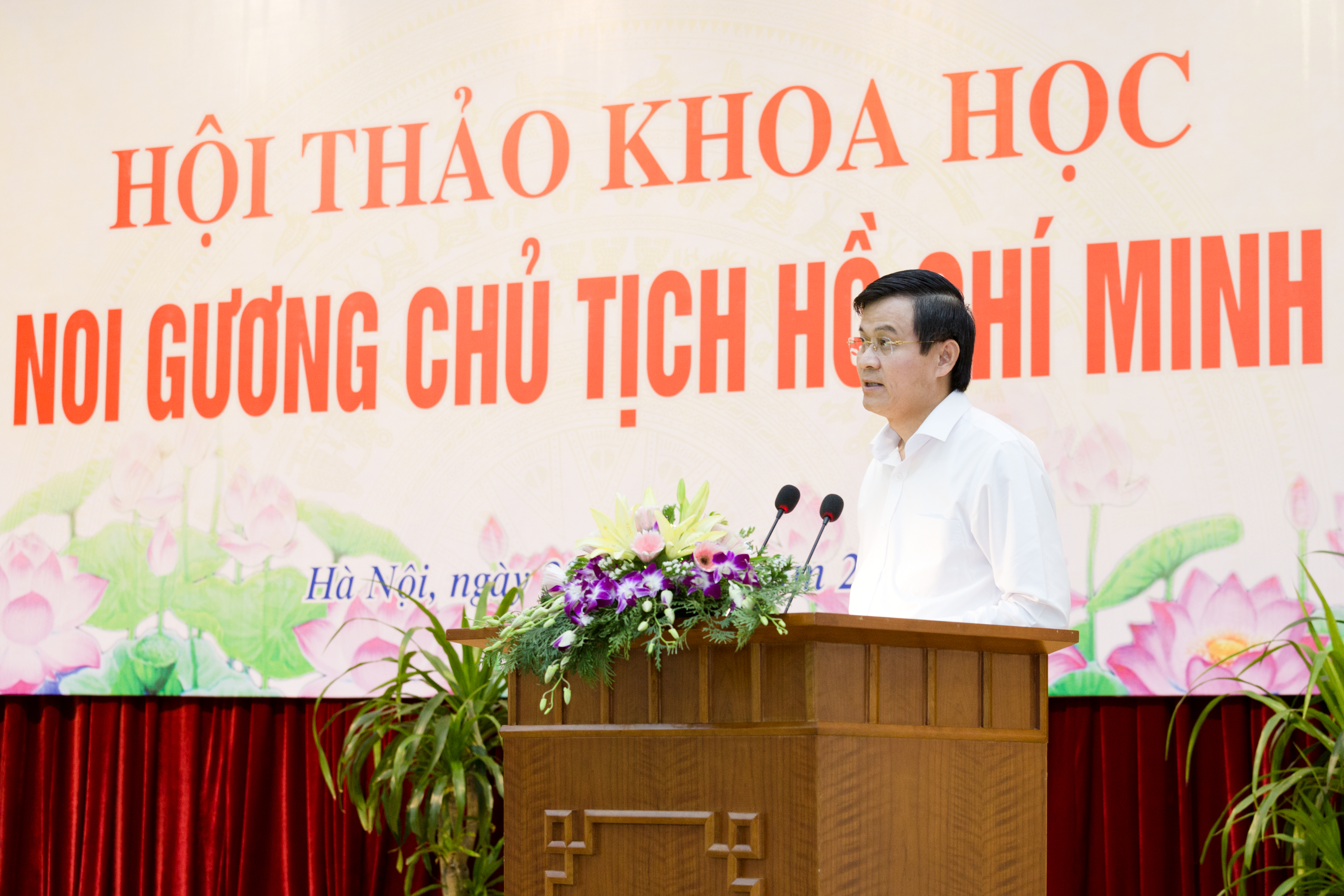 PGS, TS. Đoàn Minh Huấn, Ủy viên dự khuyết Trung ương Đảng, Tổng Biên tập Tạp chí Cộng sản phát biểu kết luận_Ảnh: Đình Quyết 